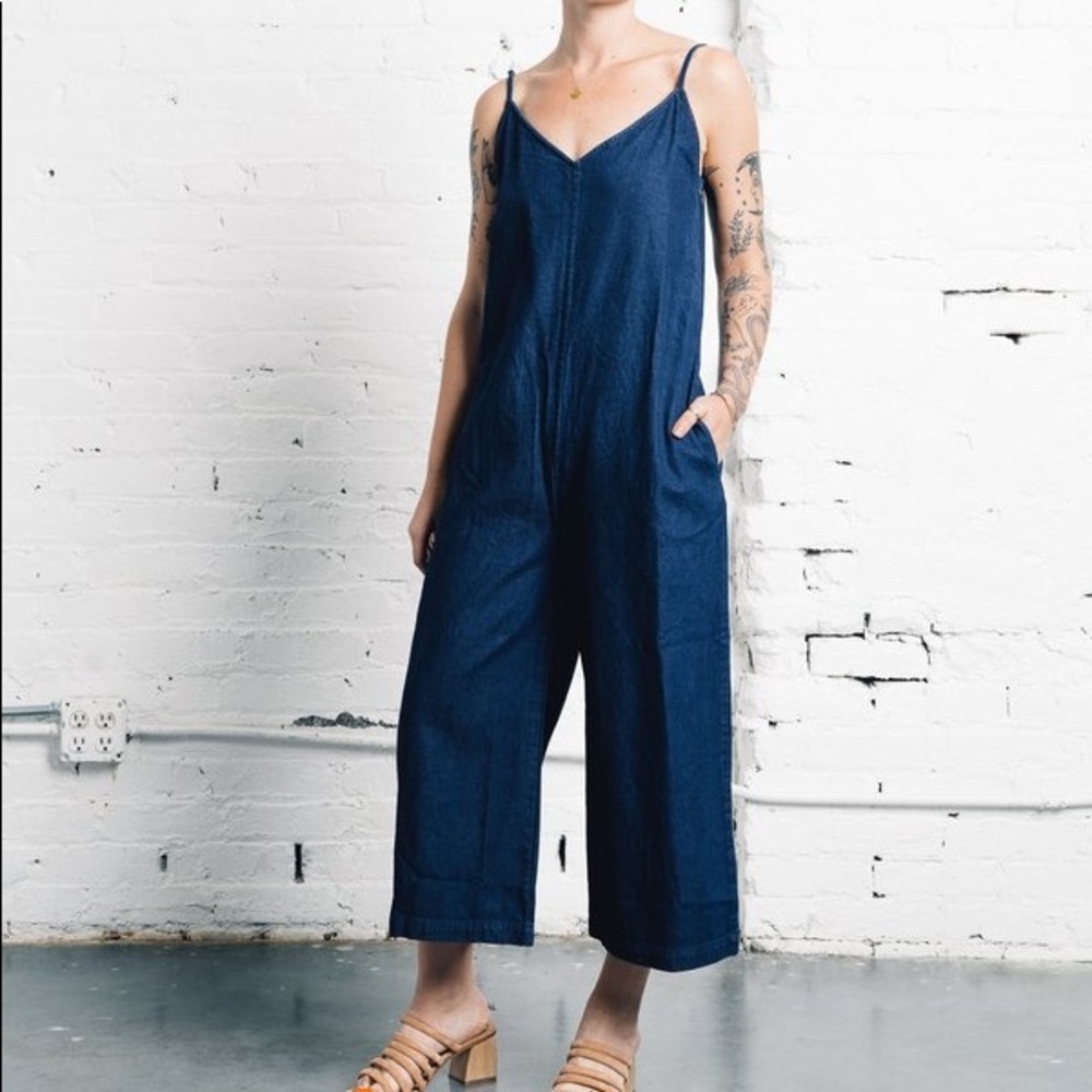 Ali Golden V Neck Jumper